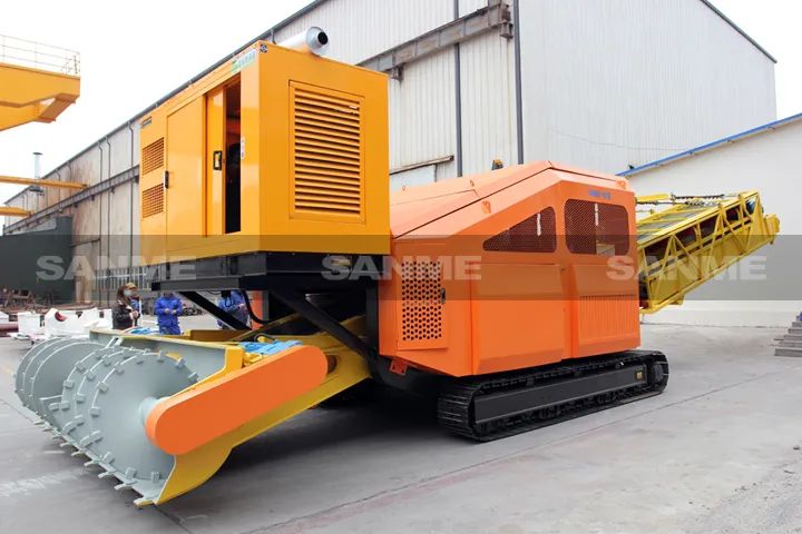 顛覆傳統(tǒng)裝車方式，山美履帶式取料機(jī)助您實(shí)現(xiàn)降本增效、節(jié)能減排！