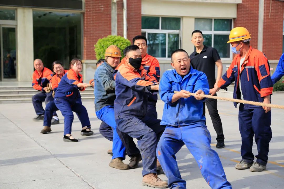 上海山美股份2025春季運(yùn)動會火熱啟幕！拔河、籃球預(yù)賽燃情開戰(zhàn)